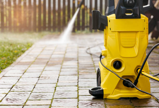 Best Pool Deck Cleaning  in Bement, IL